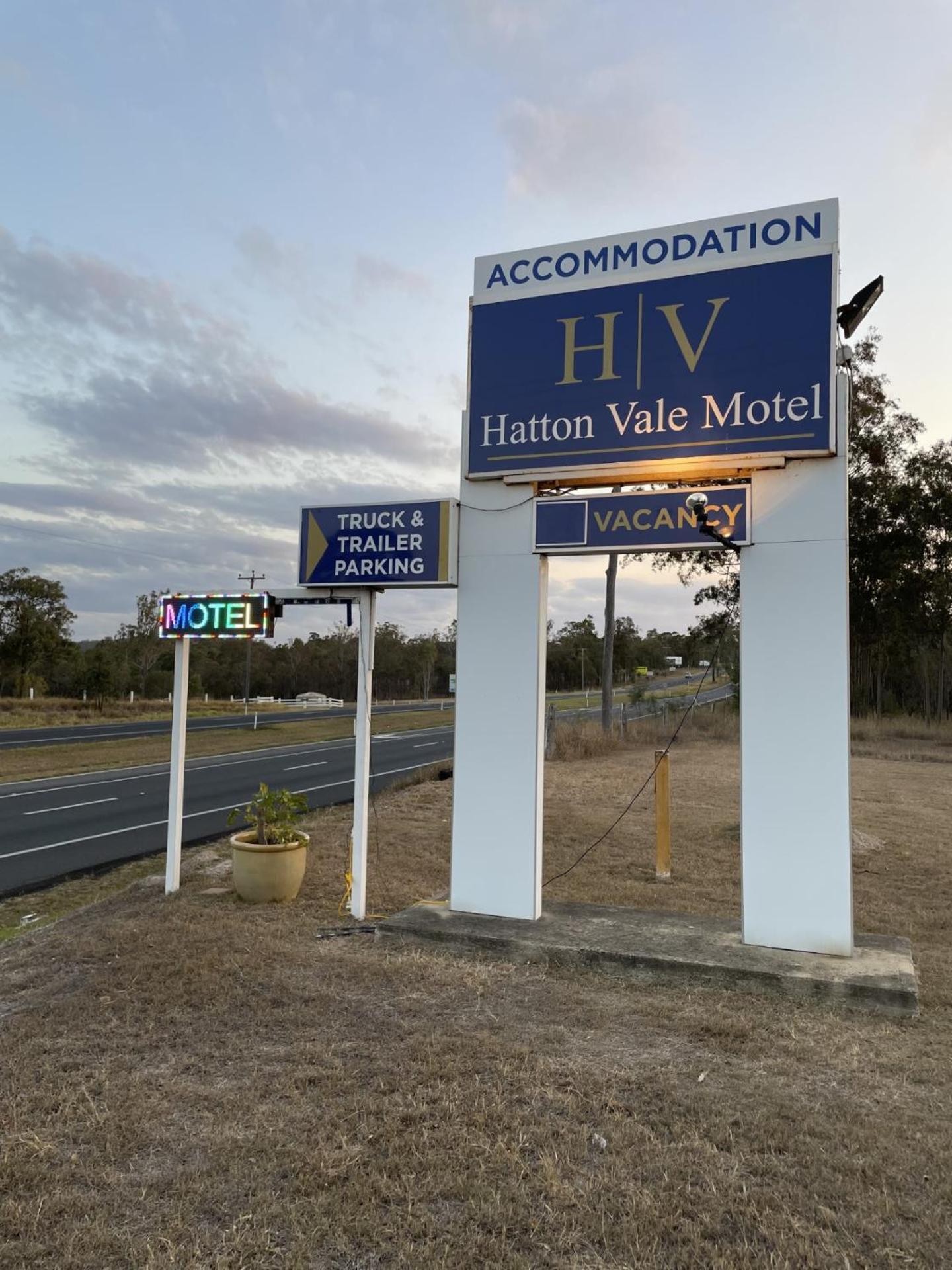 Hatton Vale Motel Exteriör bild